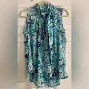 New York and Company Halter Top with Bow EUC.